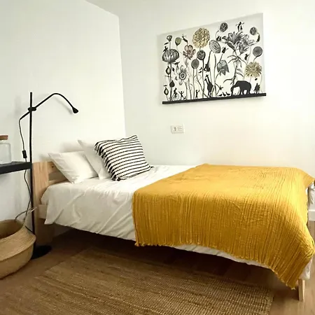 Moderno Cerca Del Metro Apartment
