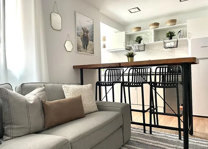 Moderno Cerca Del Metro *